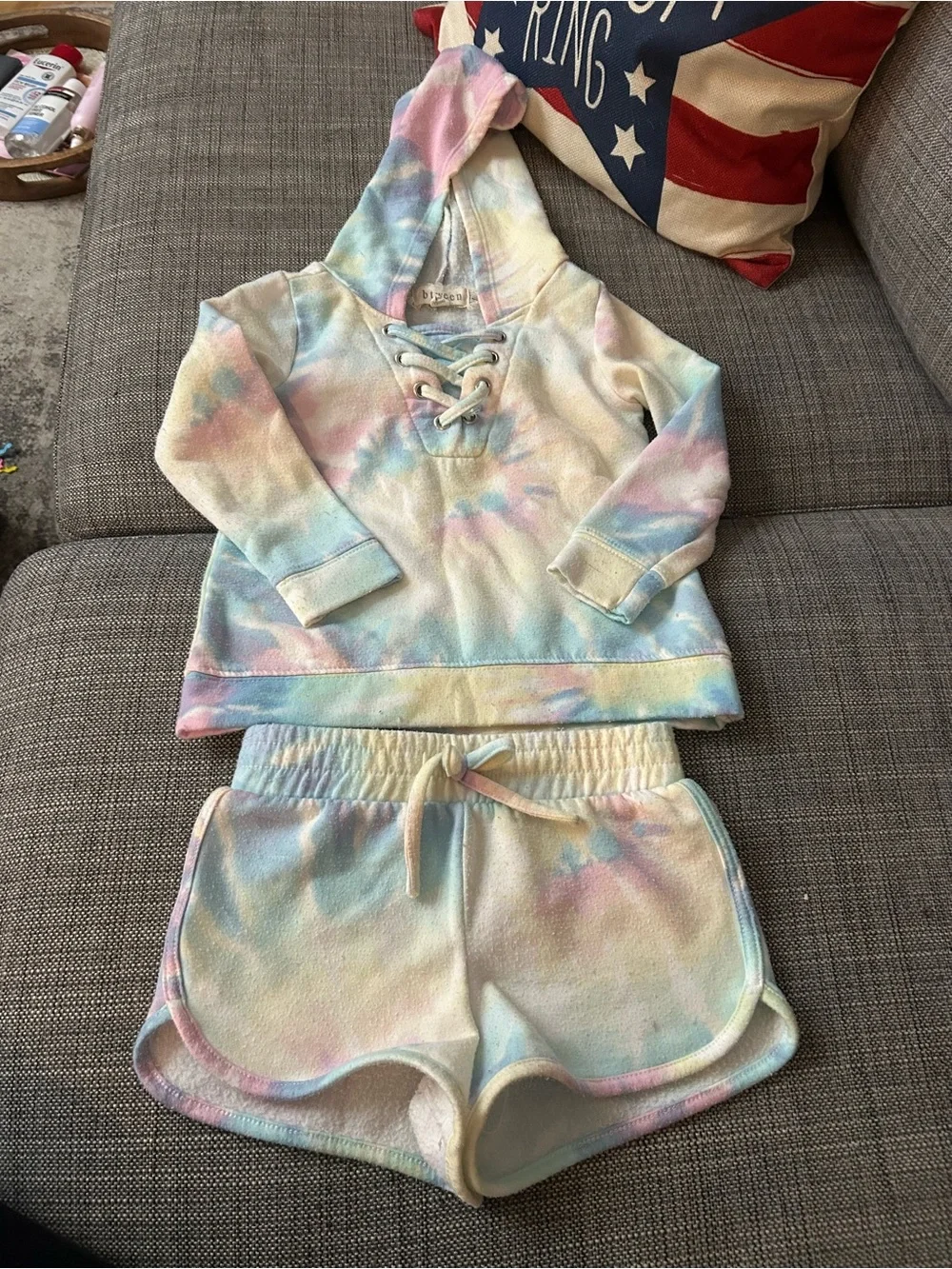 btween Pastel Tie-Dye Hoodie & Shorts Set - Blue, Pink, Yellow - Picture 1 of 2